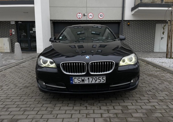 BMW Seria 5 cena 58900 przebieg: 211500, rok produkcji 2012 z Świecie małe 529